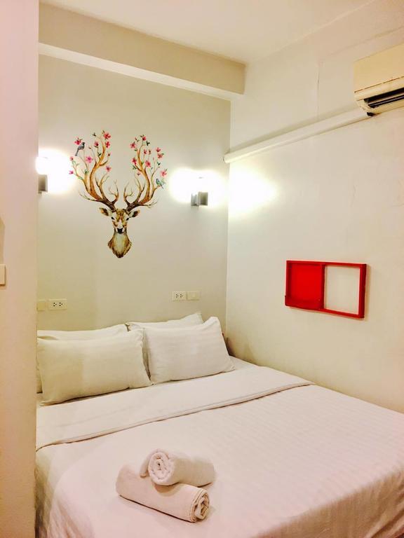 Jellybean Ezy Hostel Sathorn Банкок Стая снимка