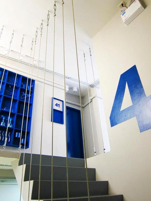 Jellybean Ezy Hostel Sathorn Банкок Екстериор снимка