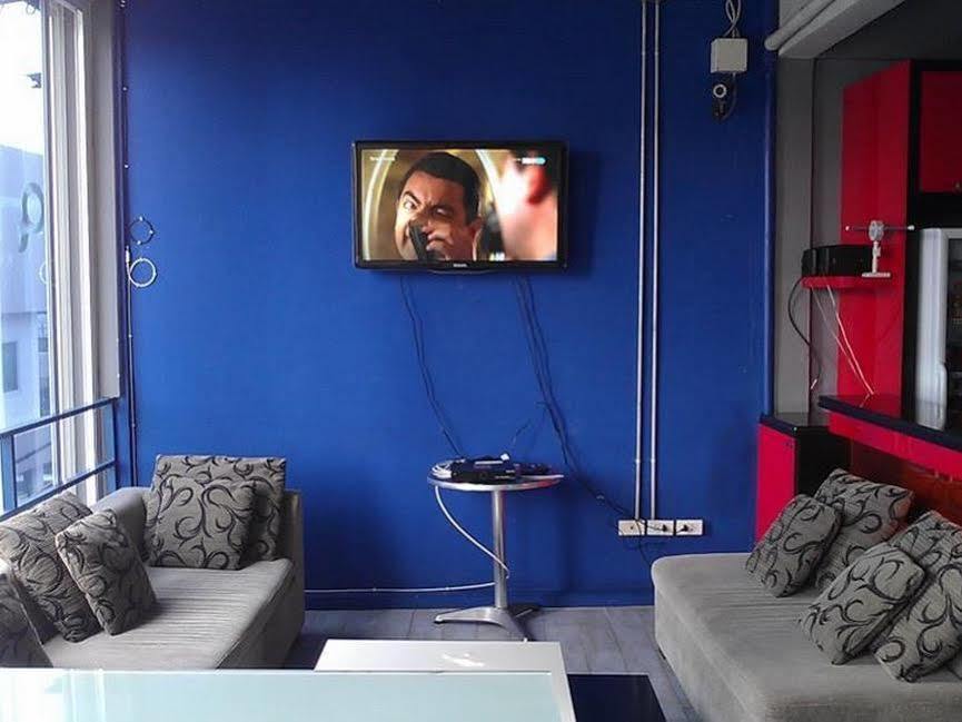 Jellybean Ezy Hostel Sathorn Банкок Екстериор снимка