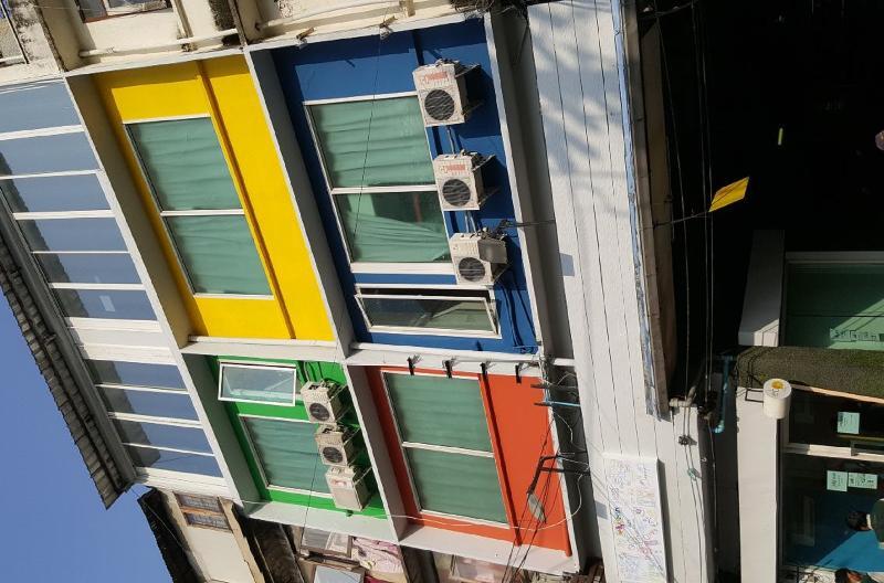 Jellybean Ezy Hostel Sathorn Банкок Екстериор снимка